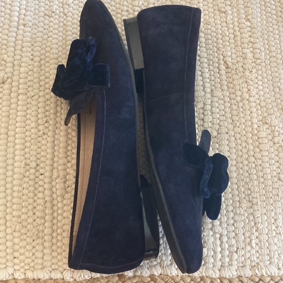 NWOB Donald Pliner Harriet Blue Suede Leather Loafer With Bow. Marked 9M - Picture 2 of 6